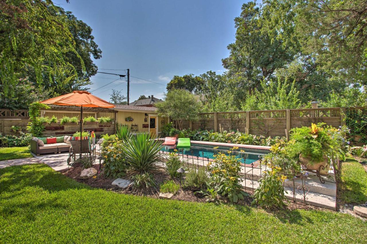 Historic Fort Worth Cottage With Shared Pool! Extérieur photo