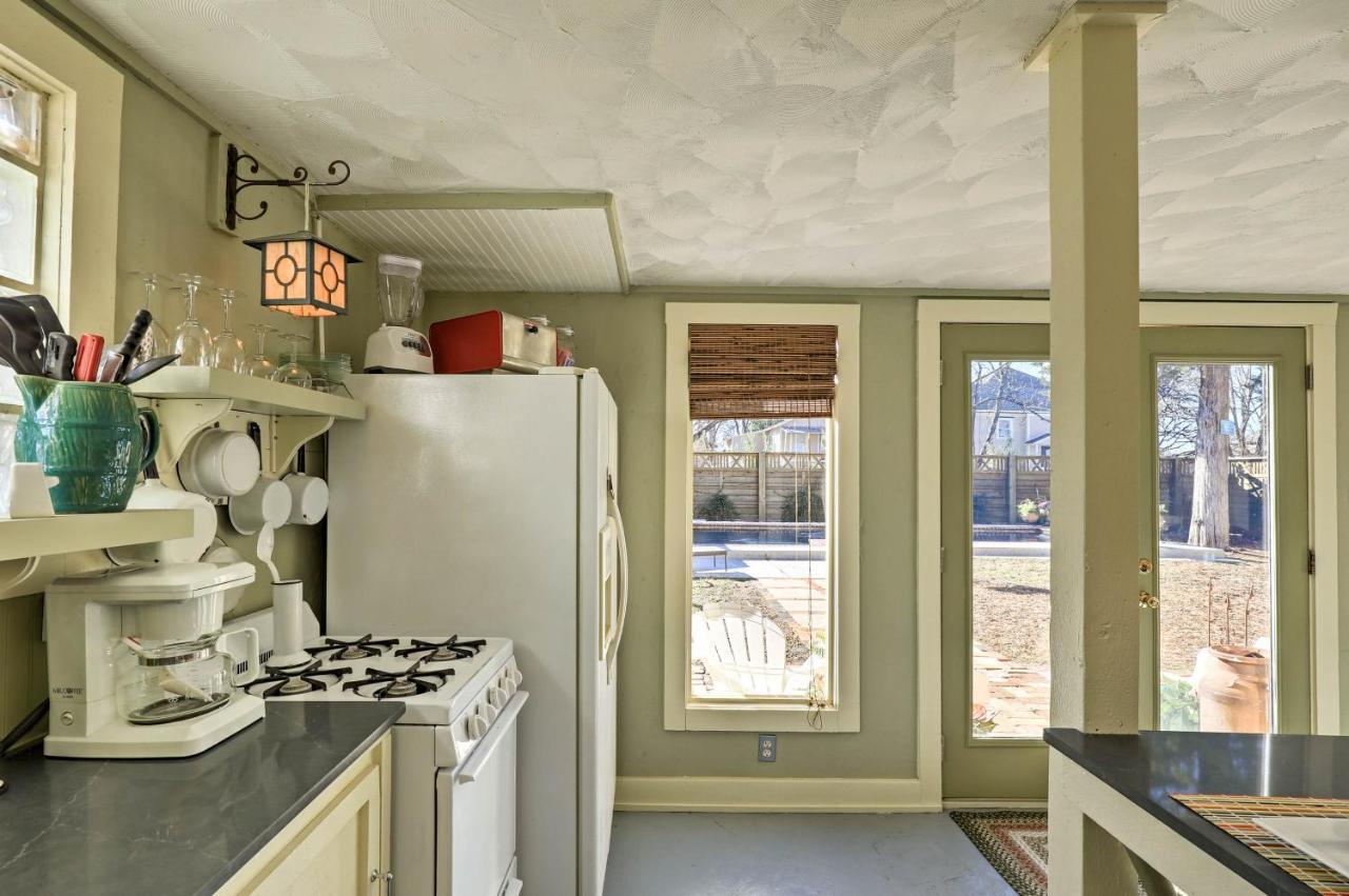 Historic Fort Worth Cottage With Shared Pool! Extérieur photo