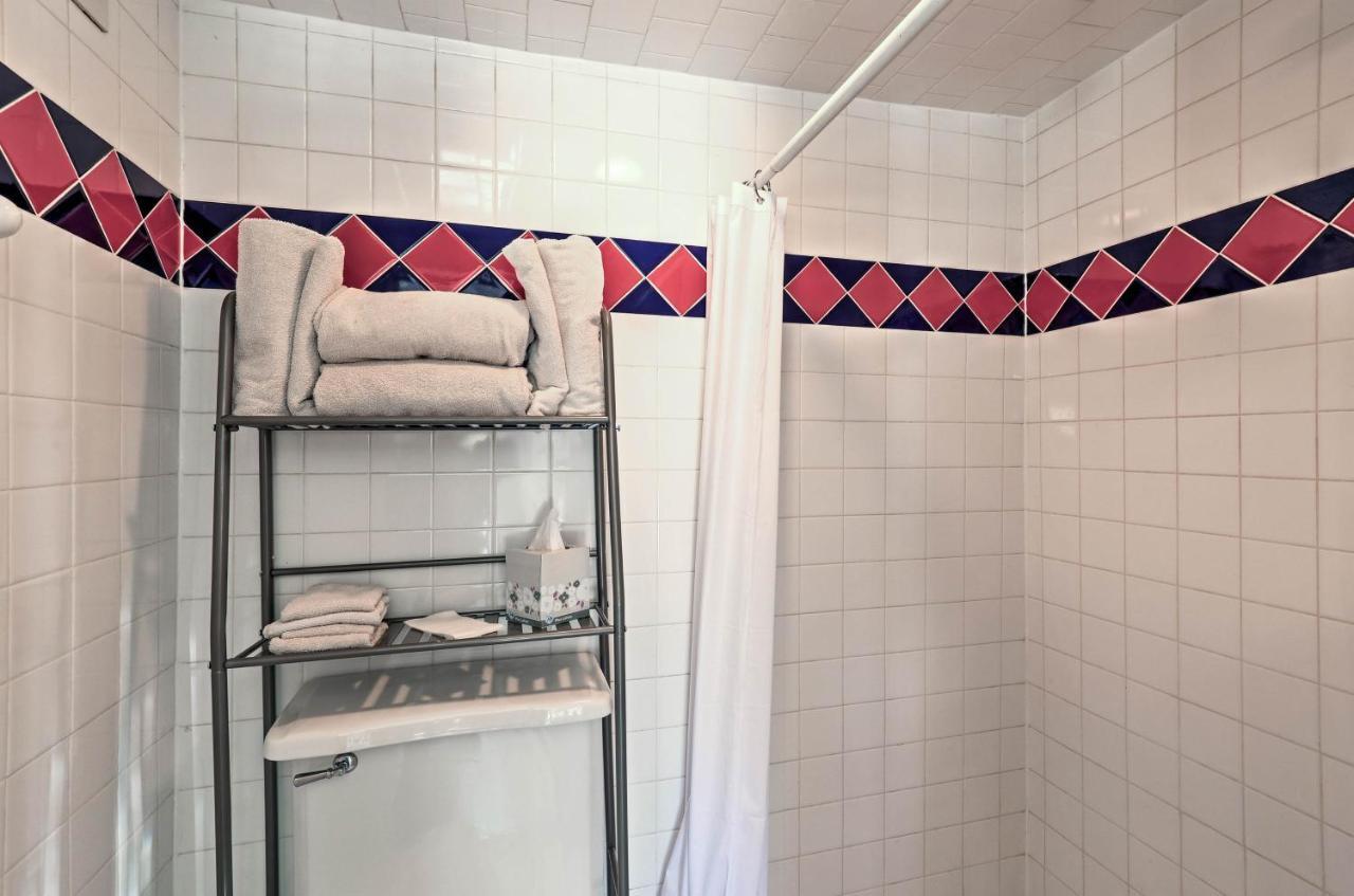 Historic Fort Worth Cottage With Shared Pool! Extérieur photo