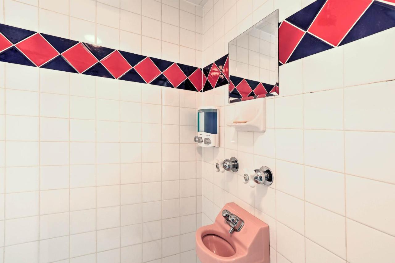 Historic Fort Worth Cottage With Shared Pool! Extérieur photo